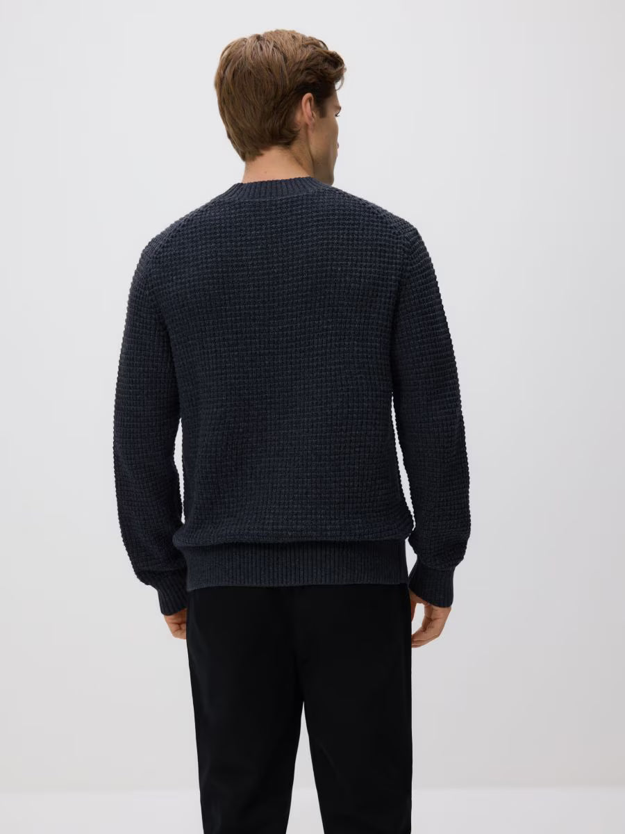 MEN`S SWEATER